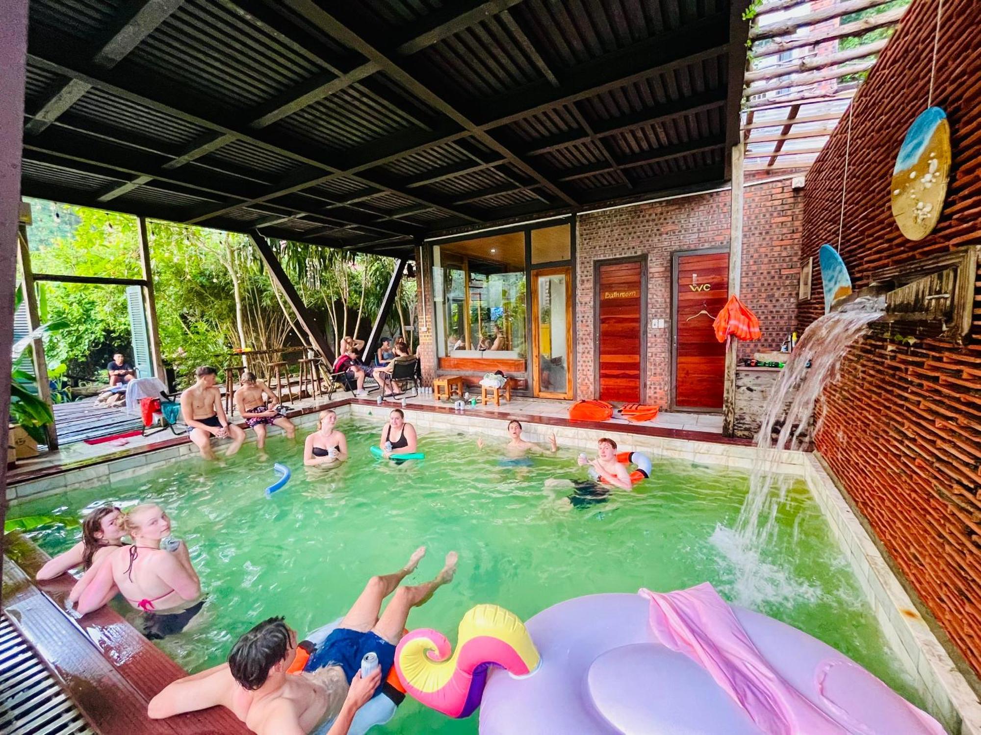 Homestay Eco May5 Travel ฮาลอง ภายนอก รูปภาพ